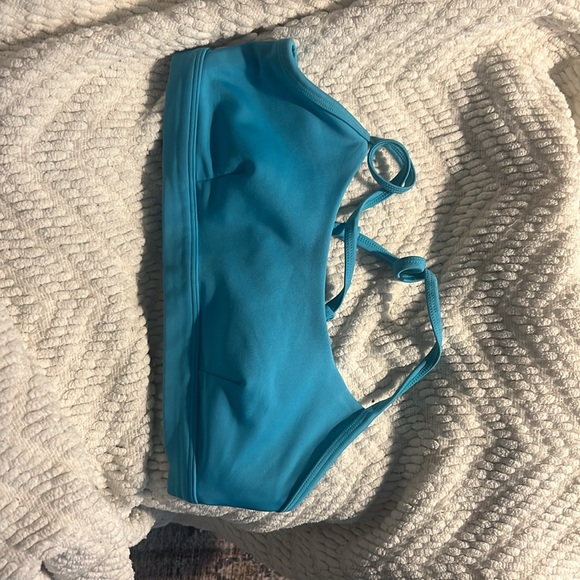 Alo Yoga matching set, small bra en medium pants. - Picture 2 of 4